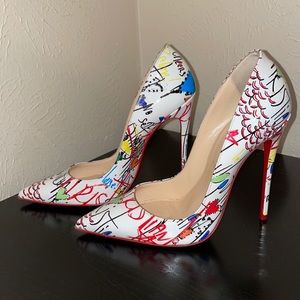 Christian Louboutin So Kate Pat Loubitag